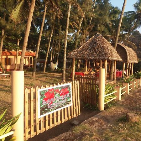 Sukriti Beach Resort Varkala Exterior foto