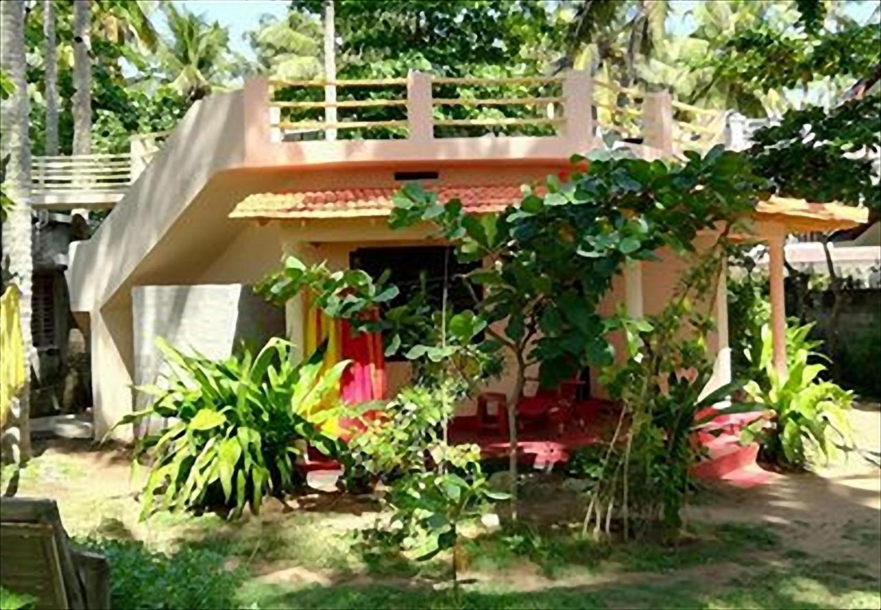 Sukriti Beach Resort Varkala Exterior foto