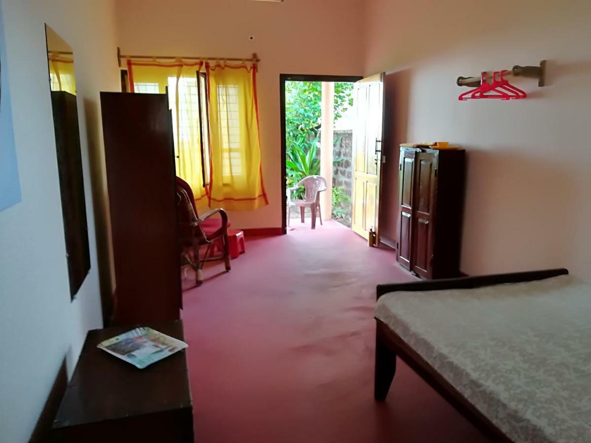 Sukriti Beach Resort Varkala Exterior foto