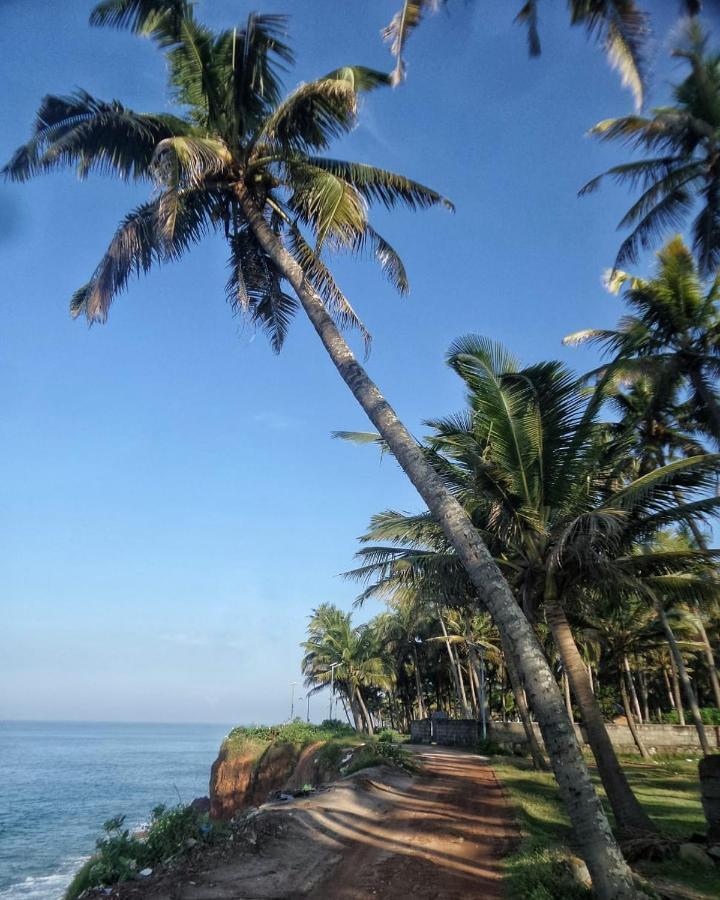 Sukriti Beach Resort Varkala Exterior foto